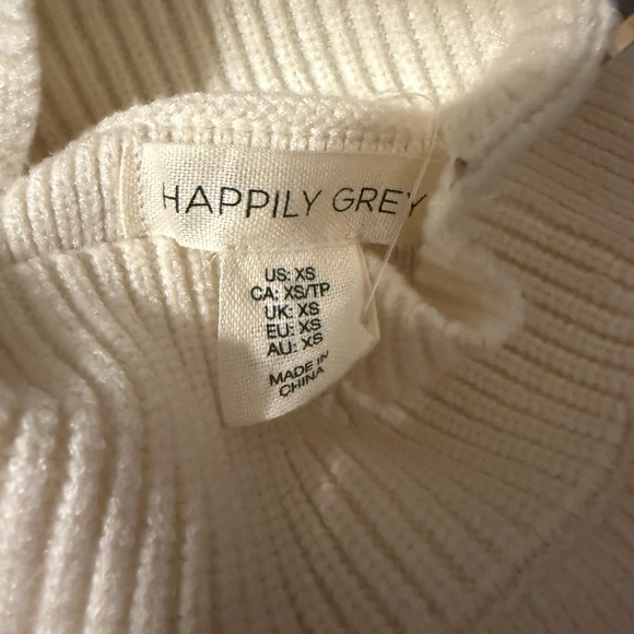 NWOT-Women’s‎ sweater size XS - Picture 4 of 4